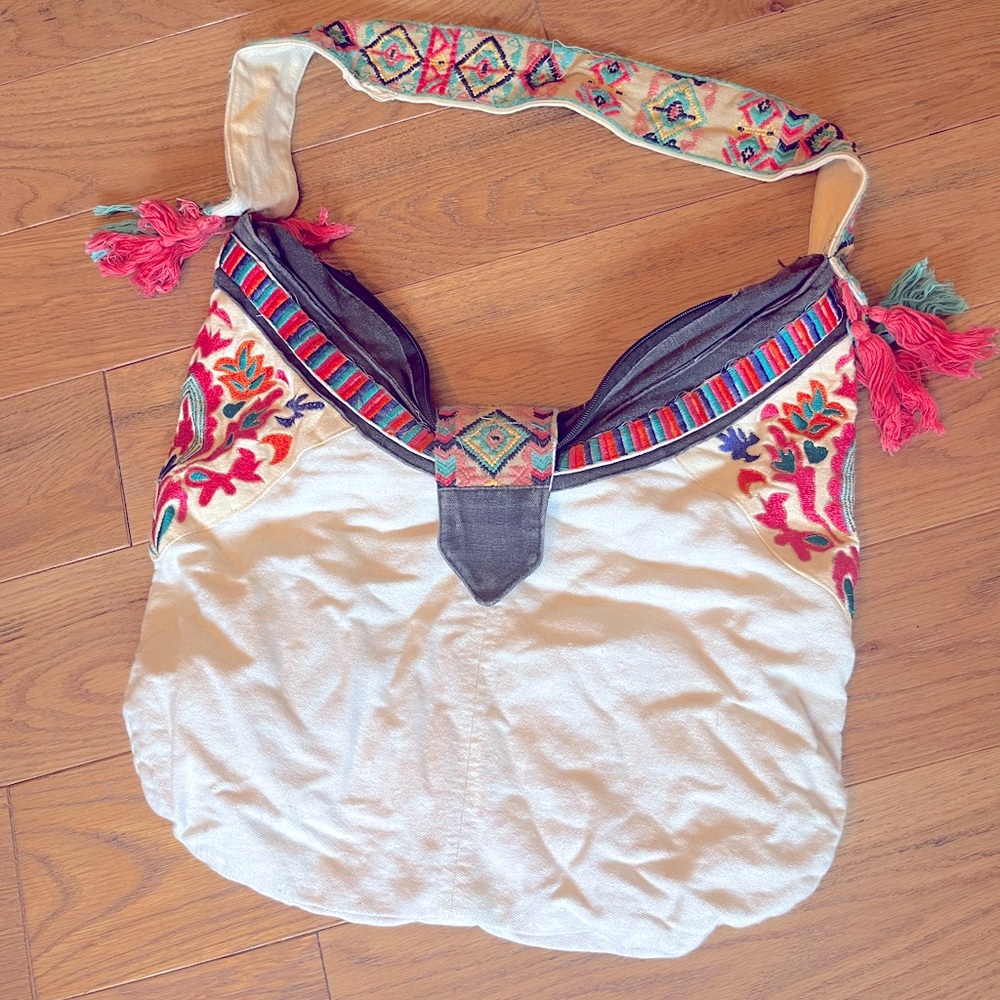 BOHO CHIC PURSE!